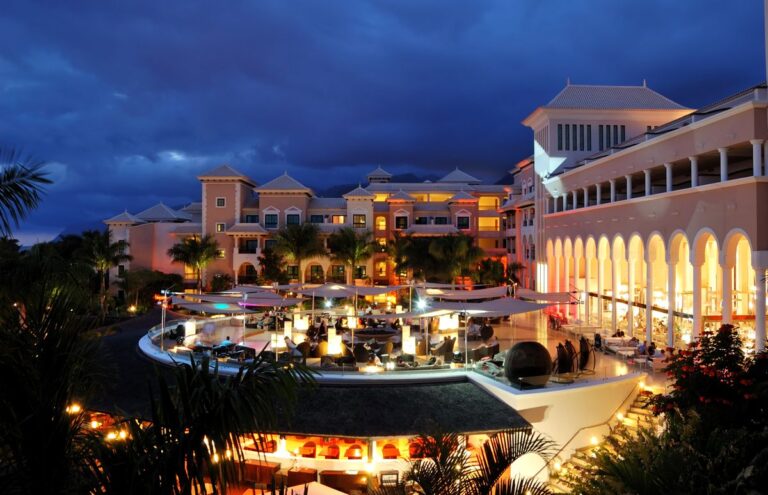 Night time view of a luxury hotel.