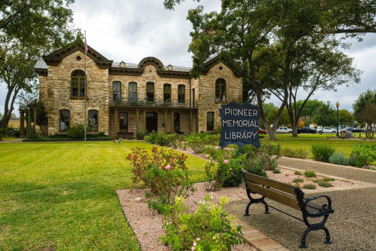 Pioneer memorial library at Fredericksburg, Texas.