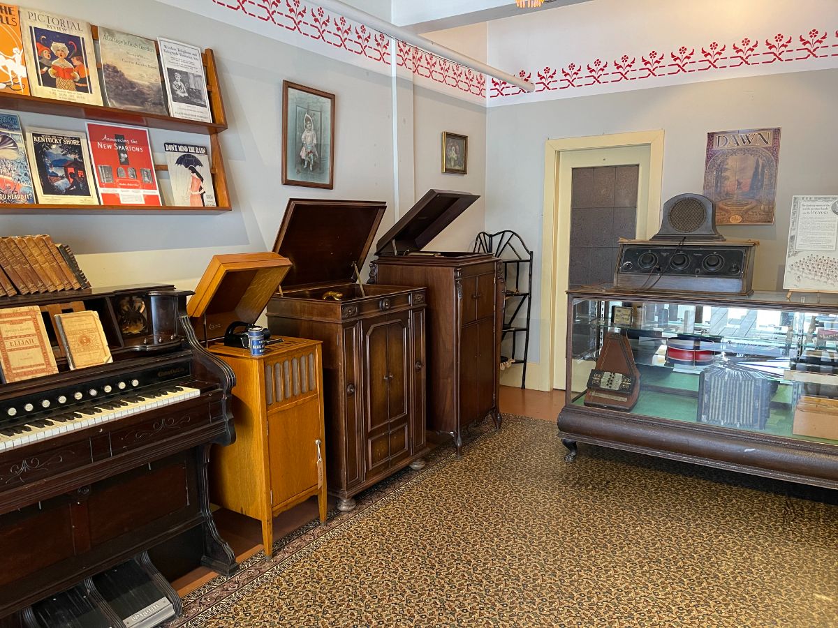 Record players for sale in 1920s music store at Burnaby Village Museum