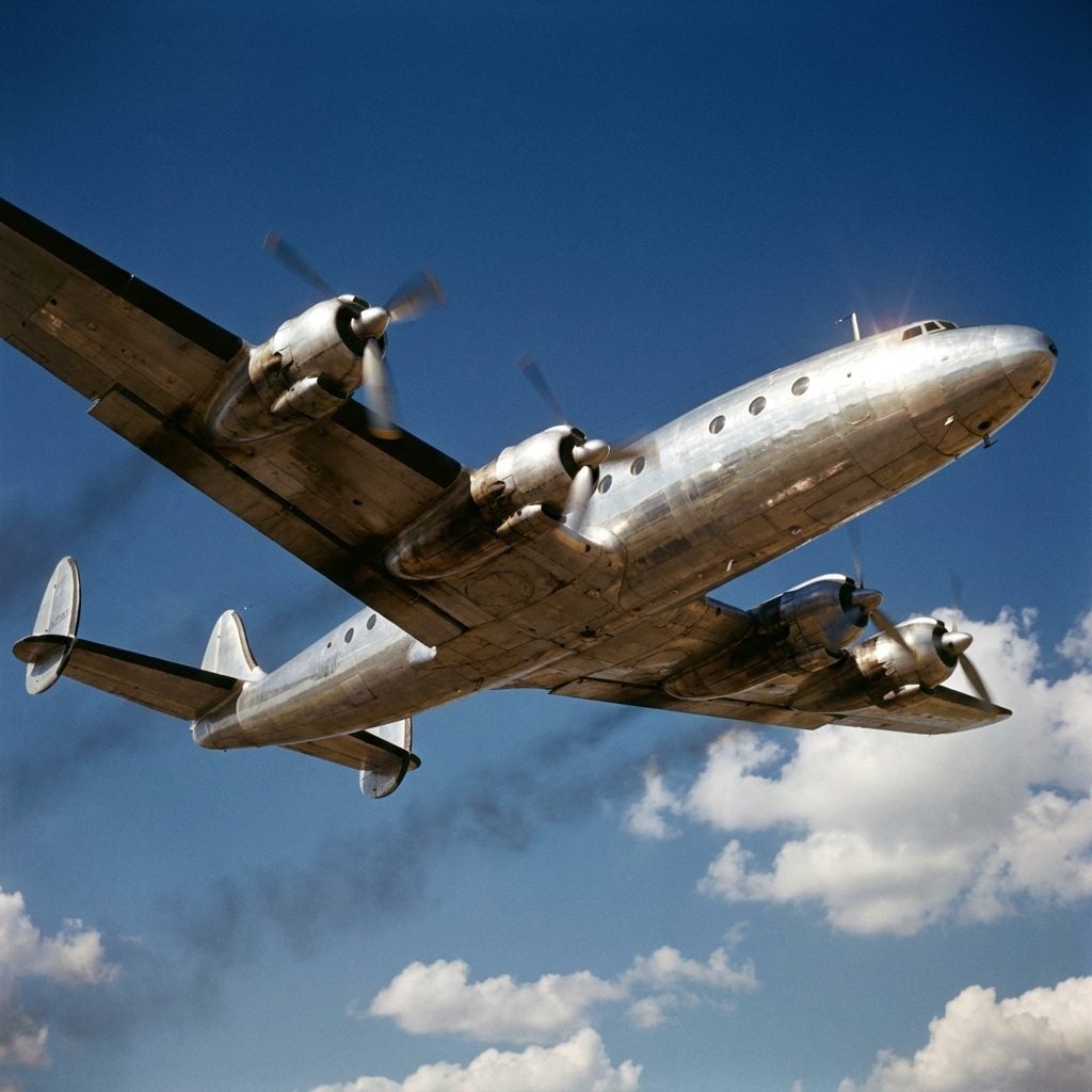 Propeller Aircraft Still Ruled the Skies and Every Flight Sounded Like a Thunderstorm