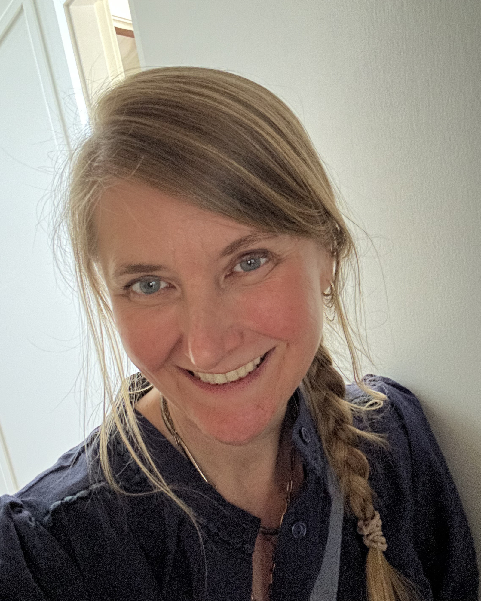 Erika Eineigel, Managing Editor of Journey Junket