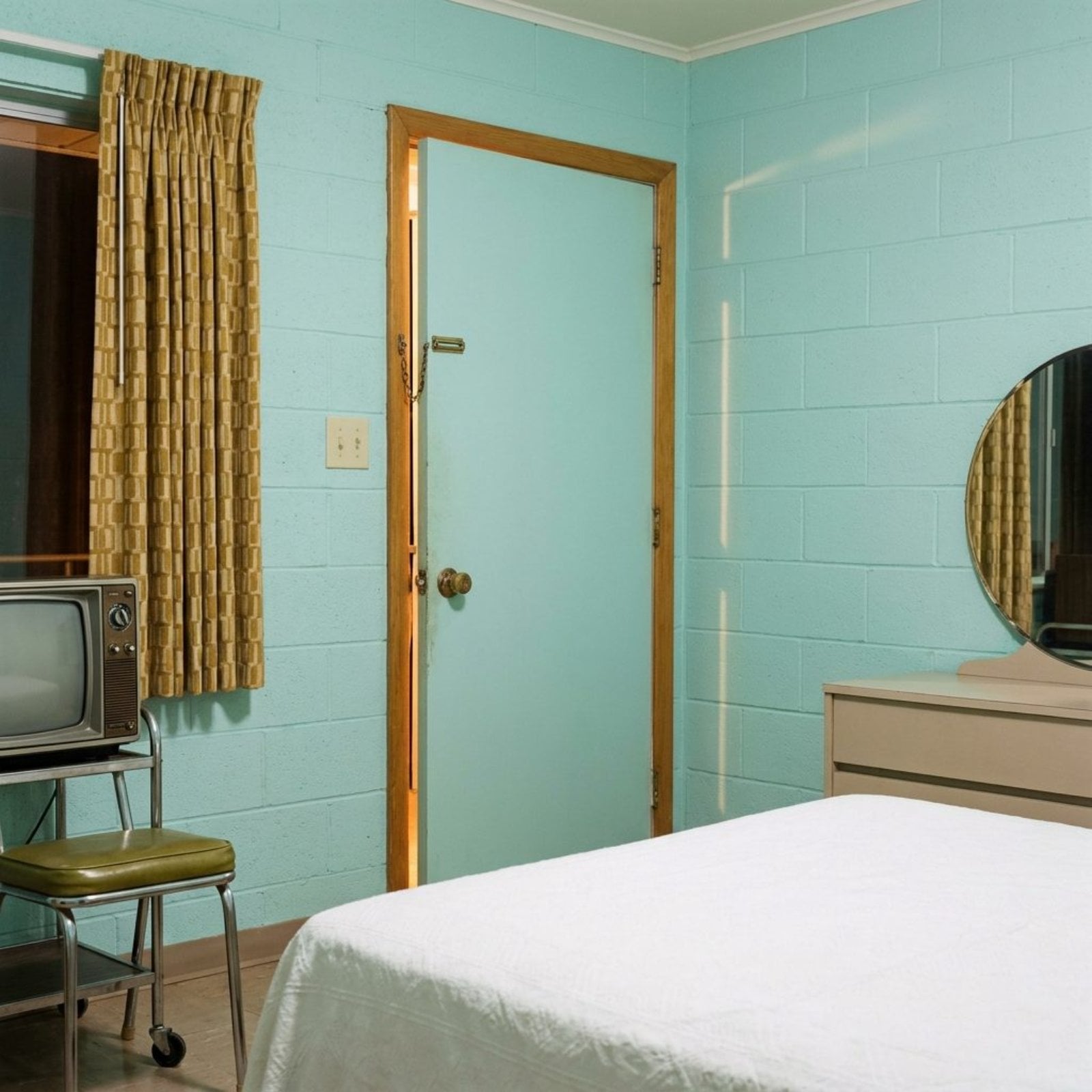 29 Motel Features from the 1960s That Once Felt Incredibly Luxurious