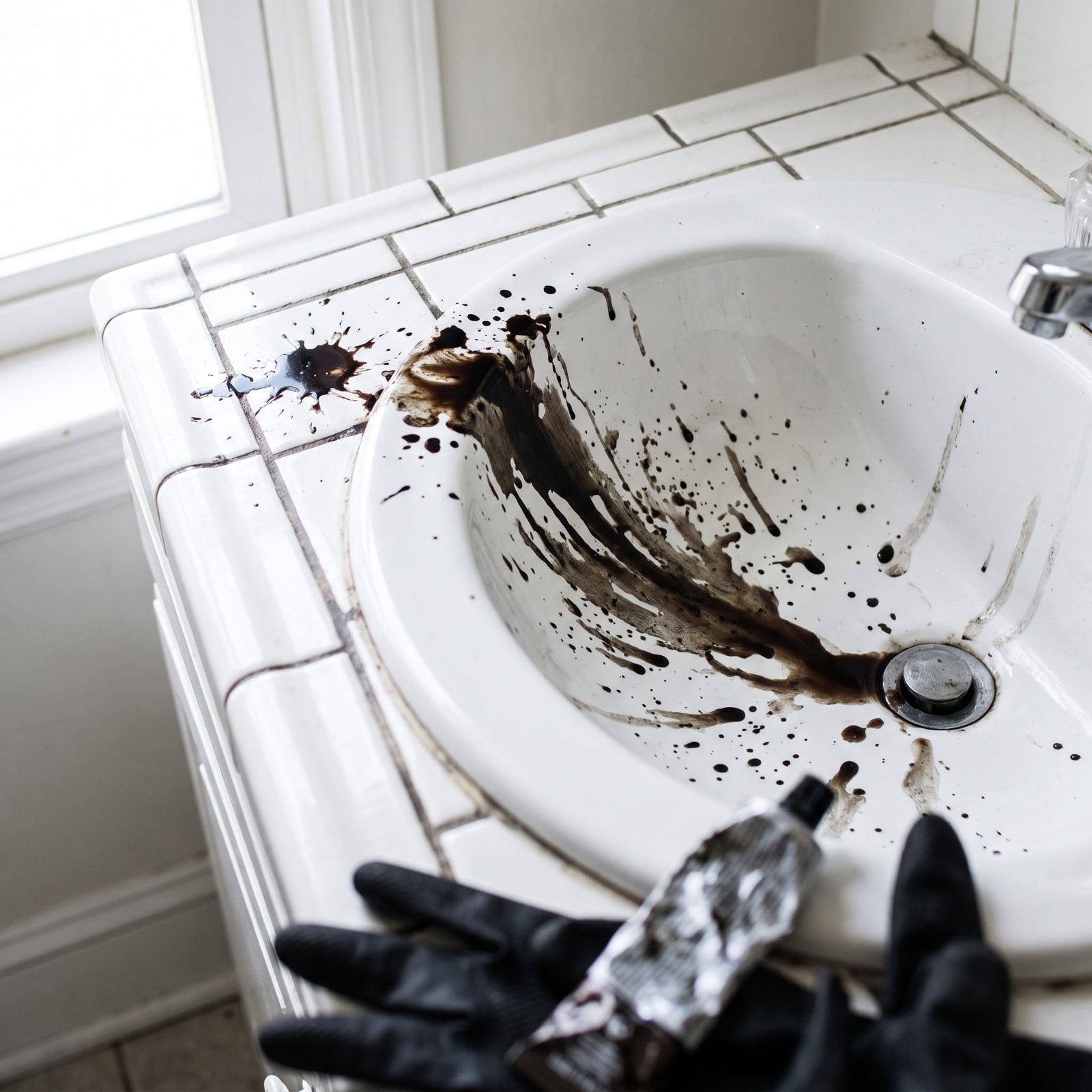 Coloring Your Hair Over the Sink and Countertop