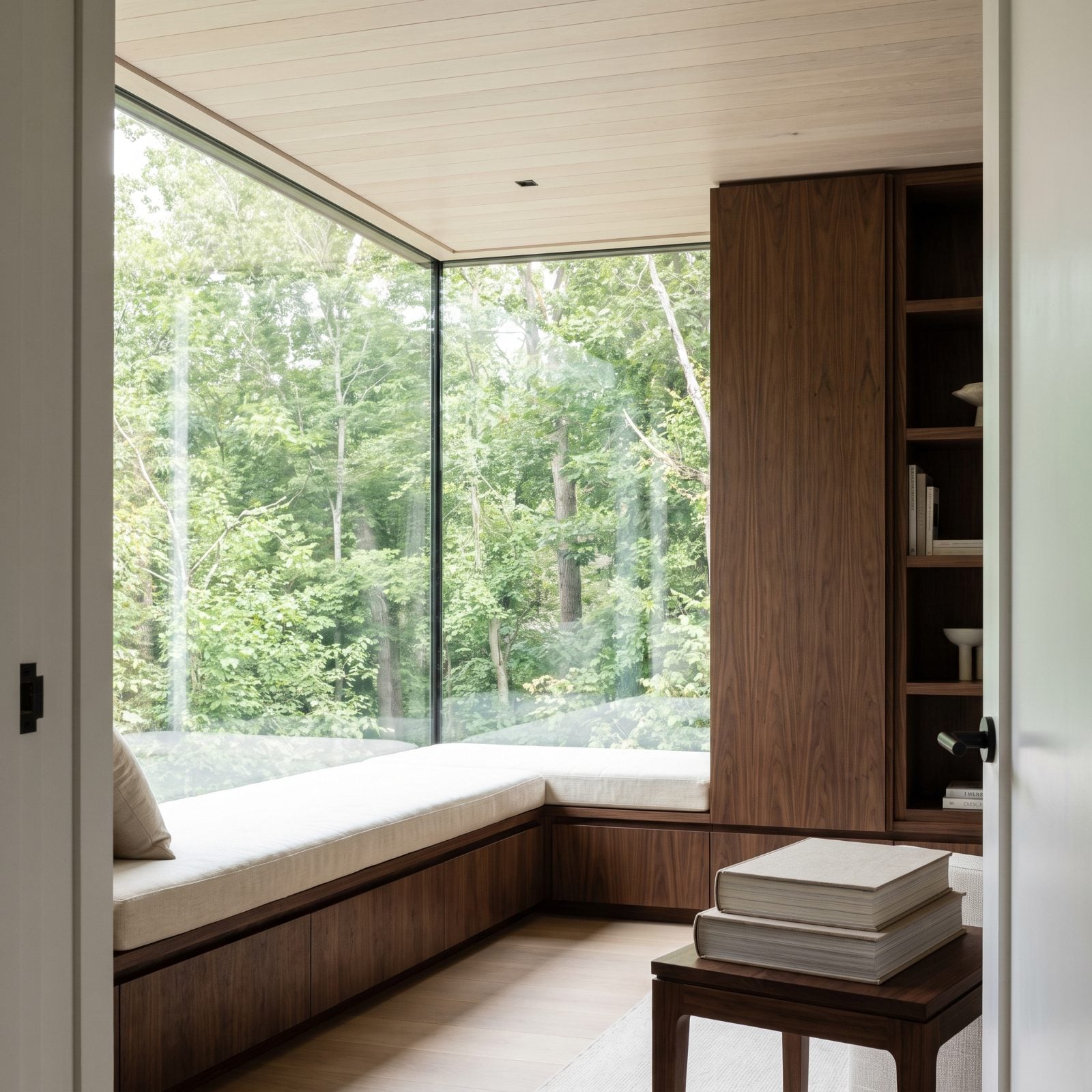 Corner Windows That Dissolve the Spot Where Two Walls Should Meet