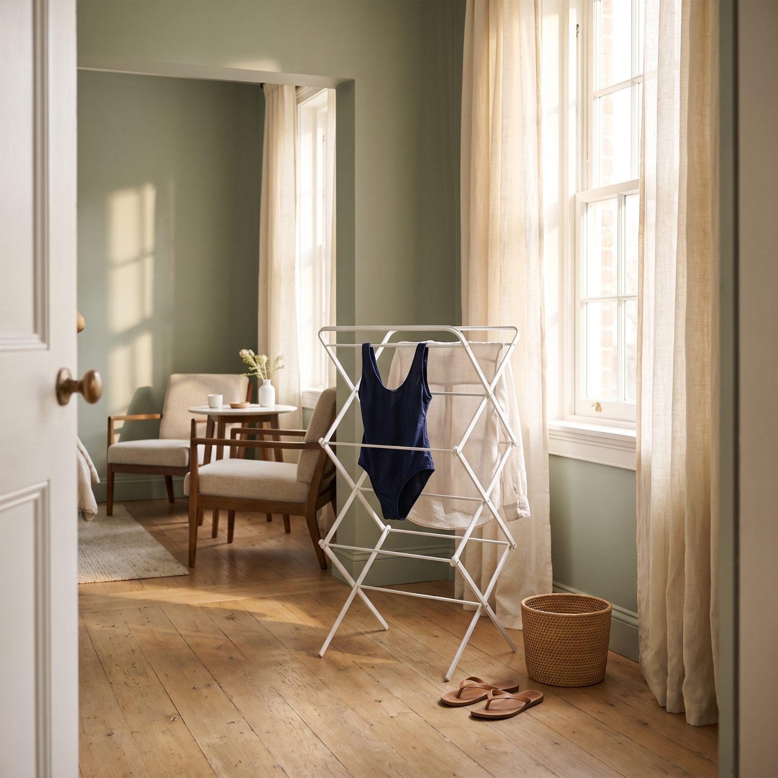 A Folding Drying Rack for Swimwear and Hand-Washed Clothes