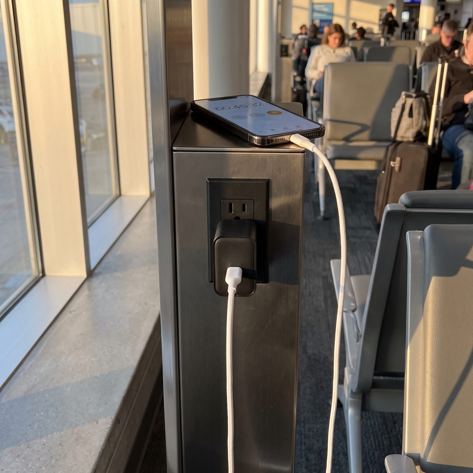 Set a Phone Timer So You Never Abandon a Charging Cable